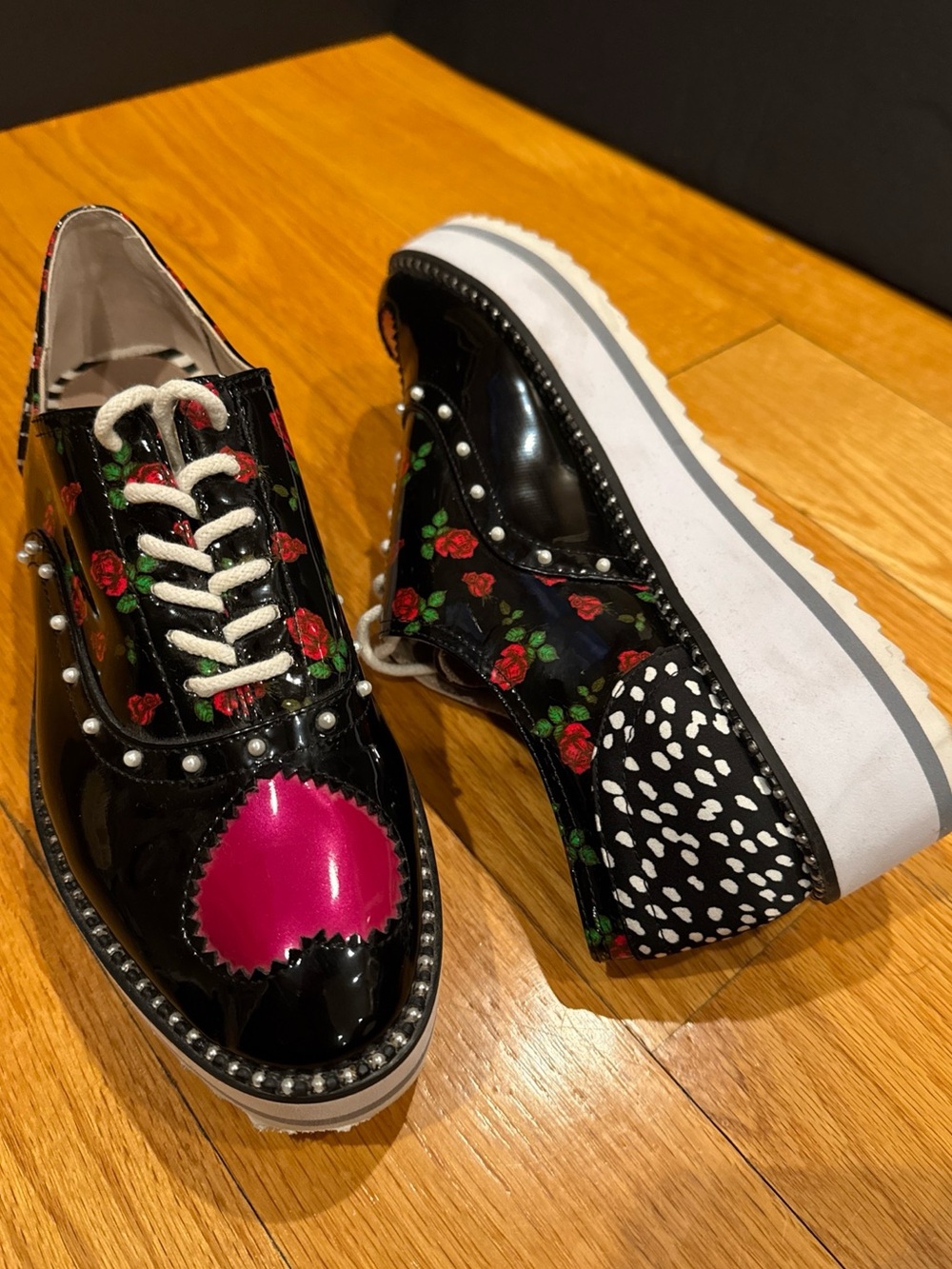 Betsey Johnson Marti Platform Oxford Shoes 8.5M Patent Leather Punk Pearls - Picture 8 of 16